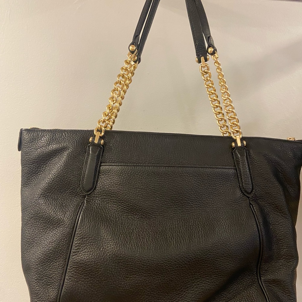 Coach leather handbag with gold chain accents - Picture 3 of 5